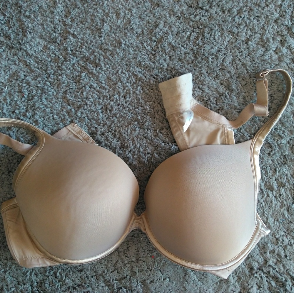 Cacique Smooth Boost Plunge Bra 44D